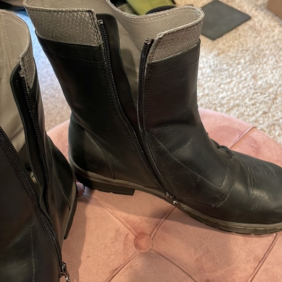 Jambu Zip Up Boots - Picture 6 of 8